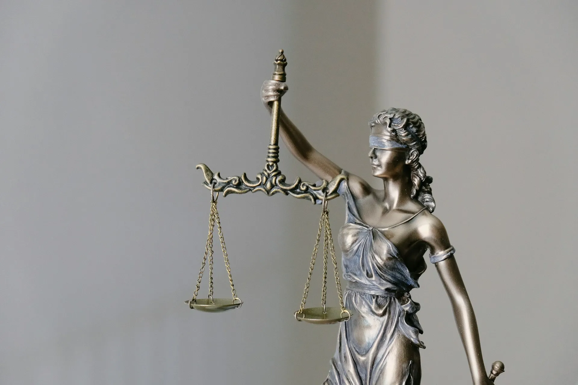 law scales